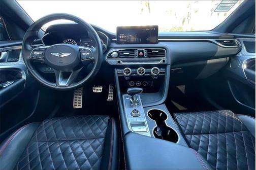 2023 Genesis G70 3.3T RWD