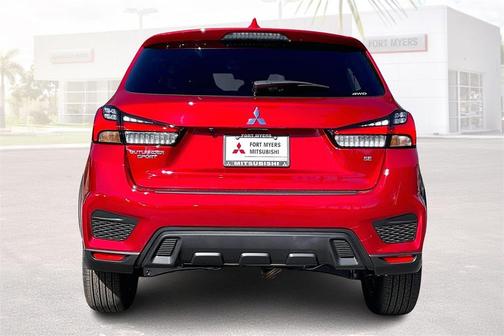2026 Mitsubishi Outlander Sport SE
