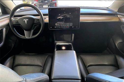 2022 Tesla Model 3 Standard Range
