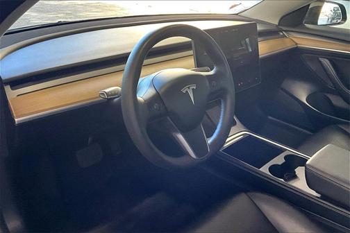 2022 Tesla Model 3 Standard Range