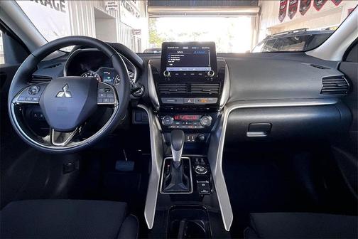 2025 Mitsubishi Eclipse Cross SE