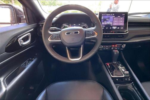 Red Hot Pearlcoat 2025 Jeep Compass Trailhawk