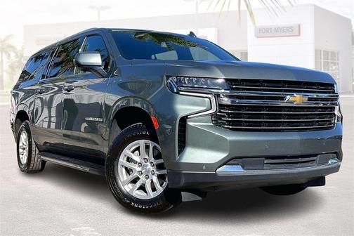 2023 Chevrolet Suburban LT