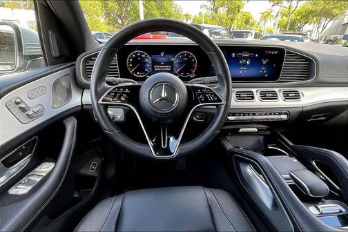 Cirrus Silver Metallic 2025 Mercedes-Benz GLS 450 4MATIC