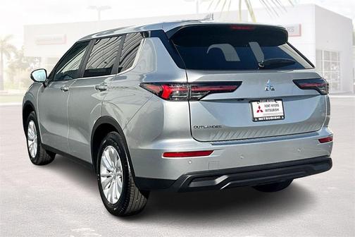 2025 Mitsubishi Outlander ES 2.5 S-AWC