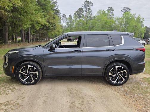 White Diamond/Black Roof 2024 Mitsubishi Outlander SE Ralliart S-AWC