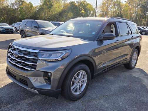 Carbonized Gray Metallic 2026 Ford Explorer Active w/200A Pkg