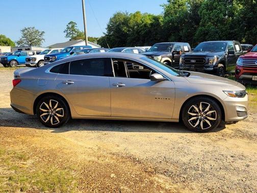 2022 Chevrolet Malibu FWD RS