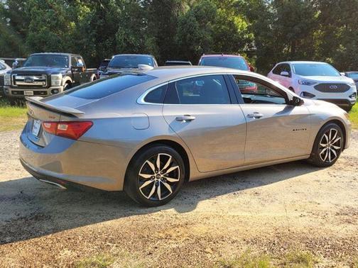 2022 Chevrolet Malibu FWD RS