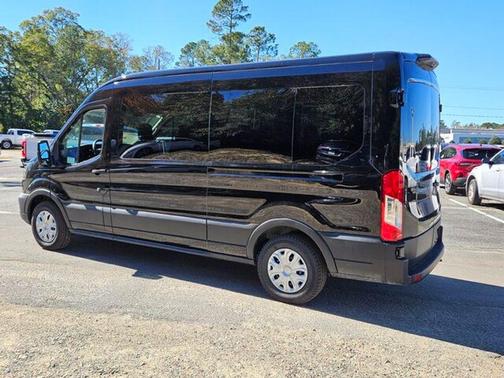 2025 Ford Transit-350 XL