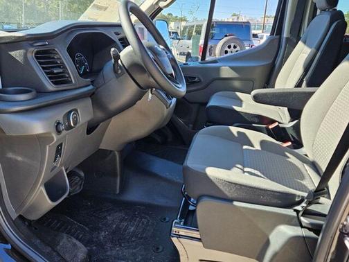 2025 Ford Transit-350 XL