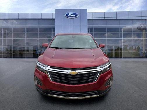 Radiant Red Tintcoat 2024 Chevrolet Equinox 1LT