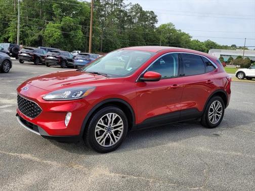 Rapid Red Metallic Tinted Clearcoat 2022 Ford Escape SEL