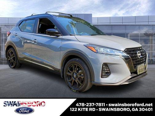 2023 Nissan Kicks SR