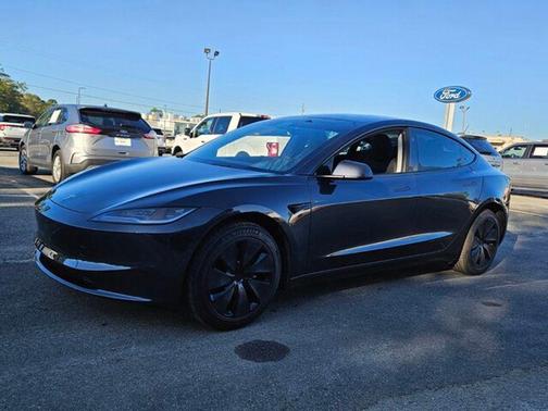 2025 Tesla Model 3 Long Range