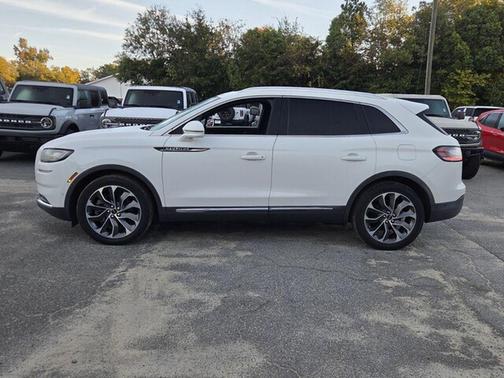 Pristine White Metallic Tri-Coat 2023 Lincoln Nautilus Reserve