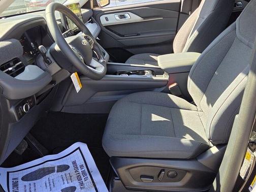 Agate Black Metallic 2026 Ford Explorer Active