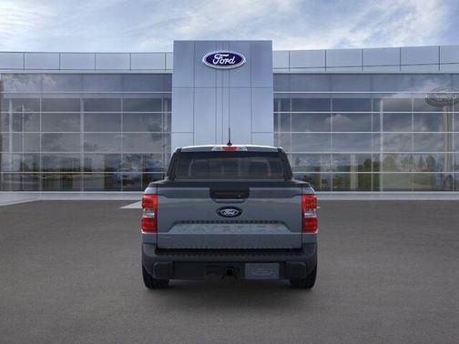 Azure Gray Metallic Tri-Coat 2026 Ford Maverick XLT