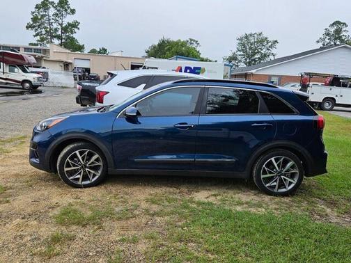 2022 Kia Niro Touring SE