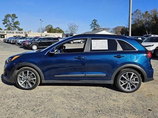 2022 Kia Niro Touring SE