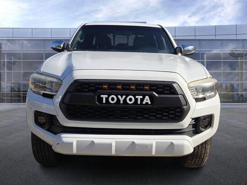2016 Toyota Tacoma Limited