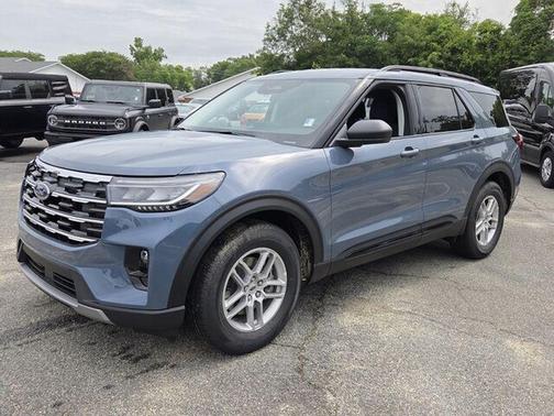 Vapor Blue Metallic 2026 Ford Explorer Active
