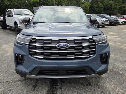 Vapor Blue Metallic 2026 Ford Explorer Active