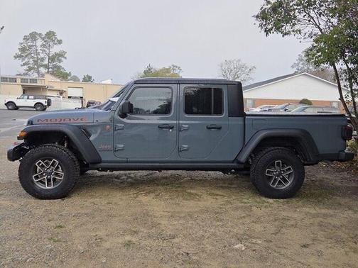 2025 Jeep Gladiator Mojave 4x4