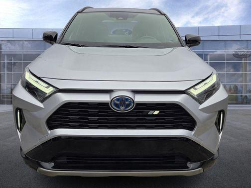2023 Toyota RAV4 Hybrid SE