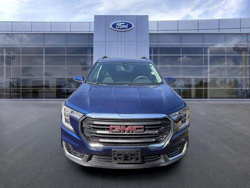 Marine Metallic 2022 GMC Terrain SLE