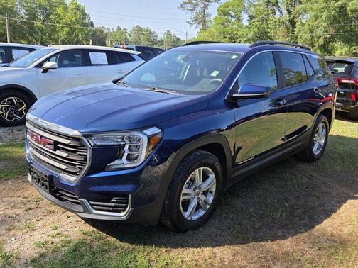 Marine Metallic 2022 GMC Terrain SLE