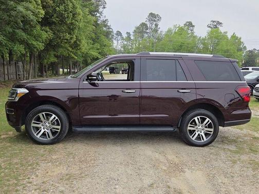 Jewel Red Metallic Tinted Clearcoat 2024 Ford Expedition Limited
