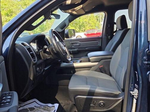 Patriot Blue Pearlcoat 2021 RAM 1500 Big Horn/Lone Star