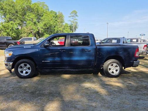 Patriot Blue Pearlcoat 2021 RAM 1500 Big Horn/Lone Star