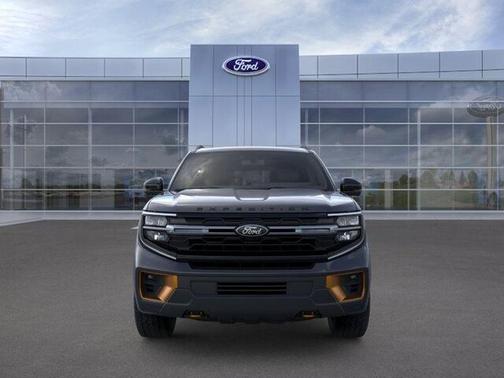 Agate Black Metallic 2026 Ford Expedition Tremor