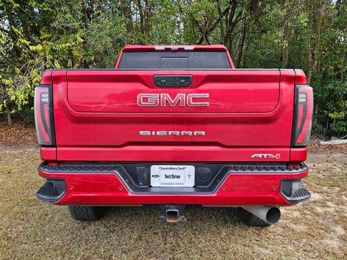 2024 GMC Sierra 2500 AT4