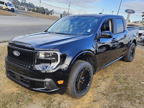 Shadow Black 2026 Ford Maverick Lobo Standard