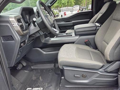 Ruby Red Metallic Tinted Clearcoat 2026 Ford F-150 XLT