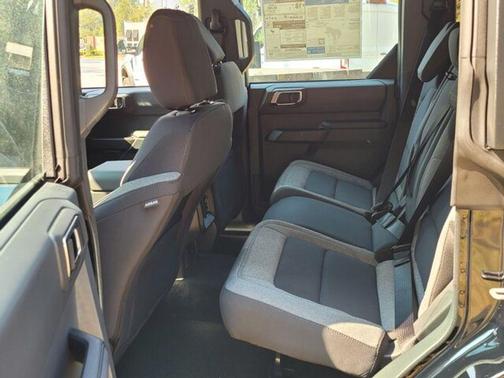 Shadow Black 2025 Ford Bronco Base