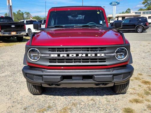 Ruby Red Metallic Tinted Clearcoat 2025 Ford Bronco Base