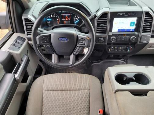 Oxford White 2019 Ford F-150 XLT