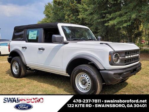 Oxford White 2025 Ford Bronco Base
