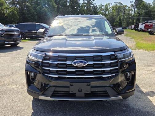 Agate Black Metallic 2026 Ford Explorer Active