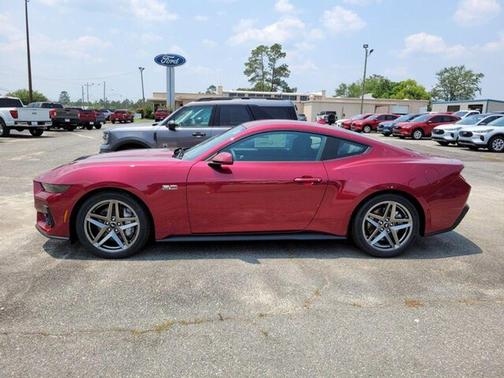 2025 Ford Mustang GT