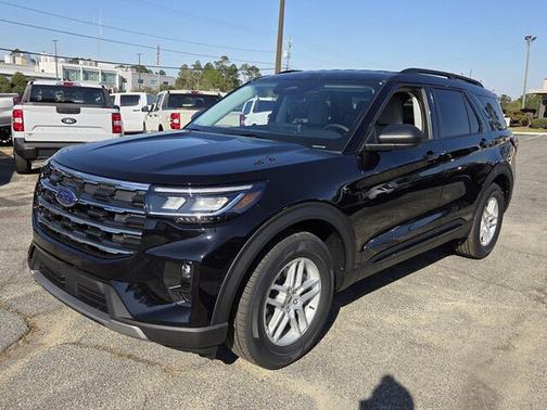 Agate Black Metallic 2026 Ford Explorer Active w/200A Pkg