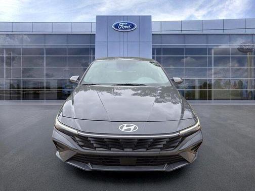 Ecotronic Gray 2025 Hyundai ELANTRA SEL