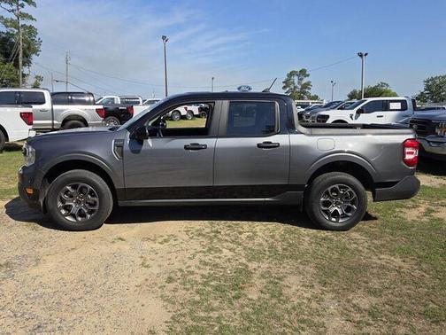 Carbonized Gray Metallic 2024 Ford Maverick XLT