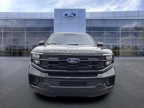 Agate Black Metallic 2025 Ford Expedition Active