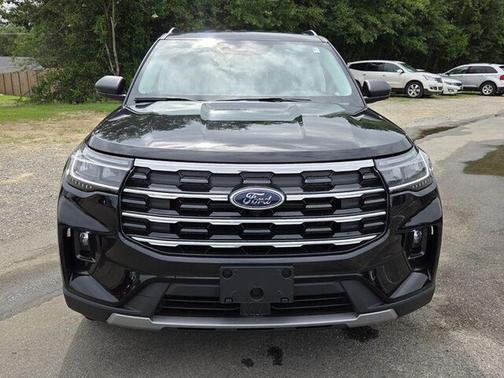 Agate Black Metallic 2026 Ford Explorer Active