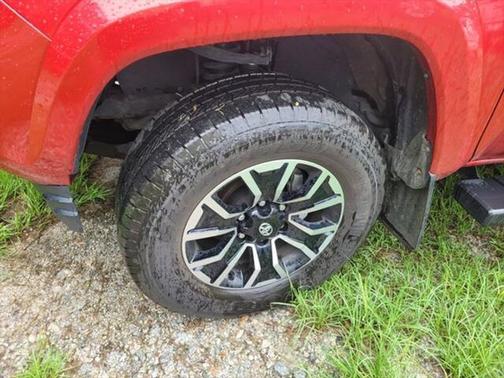 2021 Toyota Tacoma TRD Sport